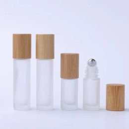 Groothandel Frosted 5ml 10ml etherische olie roll-on fles bamboe dop glazen parfumcontainer met metalen bal LL