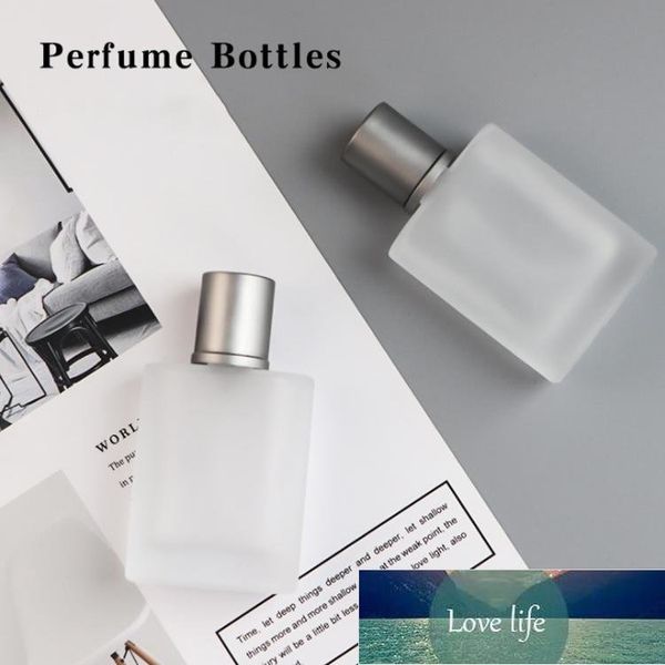 Venta al por mayor de botella de Perfume de vidrio transparente esmerilado, pulverizador de atomizador cuadrado plano de vidrio, botellas recargables vacías