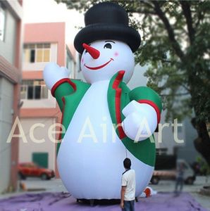 wholesale Germmy géant de 8 mètres de haut, beau bonhomme de neige gonflable de Noël pour la publicité de Noël au Royaume-Uni