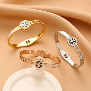 Bracelet zircon en acier en acier inoxydable en or en gros bracelet en or creux bracelets de bijoux de mode bracelets