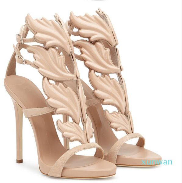 Vente en gros - Golden Metal Wings Leaf Strappy Dress Sandal Argent Or Rouge Gladiator Talons Hauts Chaussures Femmes Sandales Ailées Métalliques