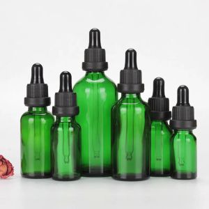 wholesale Botellas de pipeta de reactivo líquido de vidrio verde Cuentagotas Aromaterapia 5 ml-100 ml Aceites esenciales Botellas de perfumes al por mayor gratis LL