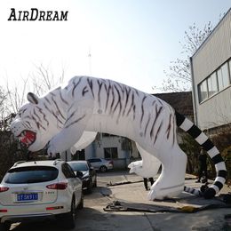 wholesale Alta calidad 3/5/7 M de largo por encargo gigante inflable feroz tigre blanco animales para publicidad del zoológico