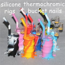 wholesale Narguilés Silicone Bongs + tige en verre conduite d'eau en silicone dab rig Seau thermochromique 14mm clous de quartz mâles Thermal Banger Nails