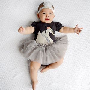 Gros INS bébés vêtements nouveau-né bébé une pièce barboteuse robe cygne infantile giri barboteuses enfant en bas âge pull costumes