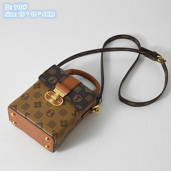 Venta al por mayor bolsos de hombro para mujer 3 colores bolso de lunares de tendencia callejera dulce y elegante bolso para teléfono móvil impreso mochila de ocio de cuero personalizada 110 #