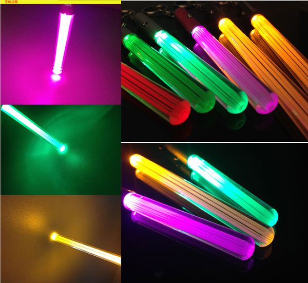 Venta al por mayor Linterna LED Stick Event Party Supplies Llavero Mini antorcha Llavero de aluminio Llavero Durable Glow Pen Varita mágica Luz de sable de luz
