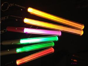 Venta al por mayor Linterna LED Stick Llavero Mini Antorcha Llavero de Aluminio Llavero Durable Glow Pen Varita Mágica Stick Sable de Luz Luz LED 12 LL