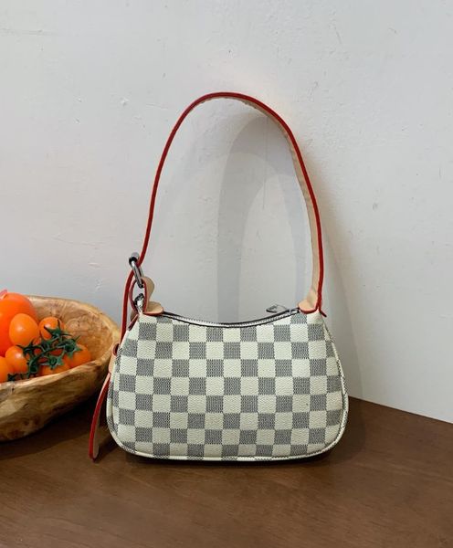 Petit sac carré à bandoulière léger de luxe pour femmes, sacs sous les bras de marque célèbre, vente en gros