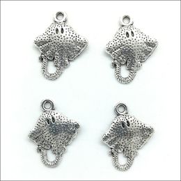 Lot de 100 pièces de bijoux rétro mignons en forme de poisson Stingray, pendentifs en argent du Tibet pour la fabrication de bijoux, accessoires de bricolage, 20x15mm, vente en gros