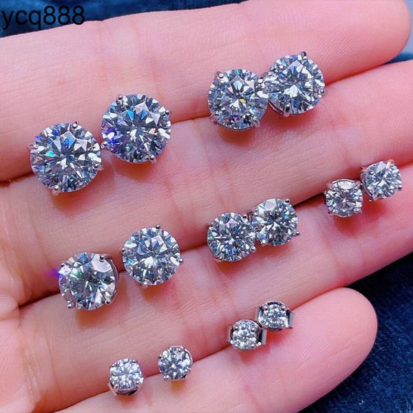 Venta al por mayor de lujo Vvs pendiente de diamante precio de fábrica 18 k chapado en oro de corte redondo tornillo trasero Moissanite pendientes de aro hombres mujeres