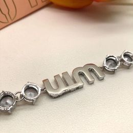 Großhandel M Iu Neues Armband Damen Diamant Temperament Minimalistischer Stil Schmuck