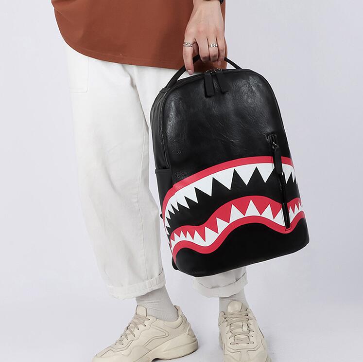 Venta al por mayor, bolsos de hombro para hombres, 3 colores, bolso de estudiante de cuero resistente al desgaste de gran capacidad, bolso oculto, mochila de ocio, bolso con estampado de dibujos animados verticales 2035 #