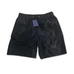 Diseñador para hombres al por mayor Trunks de natación de moda Agua Reactiva Batones de baño de secado rápido Batón de baño Corto de verano Capas