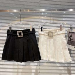 Groothandel mini rok Zomer Rijn Riem Solid Color High Taille Style Lady Geplooide rok Korte rok voor vrouwen maat SML