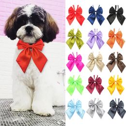 Colori misti all'ingrosso Pet Cat Dog Papillon Cuccioli Prodotti per la toelettatura Archi per cani regolabili Cravatta Accessori per cani Forniture per animali 240103