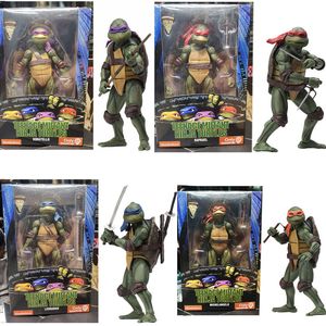 Venta al por mayor NECA Hero Turtle hecha a mano 1990 versión de la película TMNT Edición limitada 7 pulgadas modelo de muñeca móvil Decoración