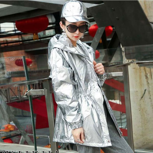 Vente en gros, trench d'automne pour les femmes en argent, manteau brillant à capuche, têtes de taille réglables manteaux imperméables 099