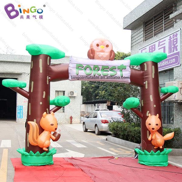 wholesale Nouvelle porte voûtée de forêt gonflable 4x3mH construite sur mesure avec des arches d'entrée d'événement soufflées à l'air d'écureuil pour le sport de jouets de décoration de parc d'attractions