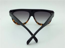Gros-nouveau vintage lunettes de soleil CE41026 audrey mode lunettes de soleil femmes marque designer grand cadre rabat top lunettes de soleil surdimensionnées léopard