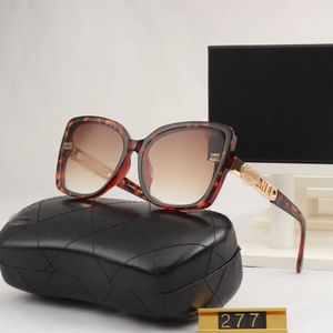 Vente en gros de lunettes de soleil New Xiaoxiangjia Fashion HD Populaire sur le Net Même style Lunettes de soleil personnalisées Butterfly Frame