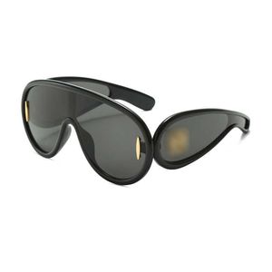 Venta al por mayor de gafas de sol Moda de moda Marco grande Una pieza Y2K Gafas de sol Piezas de PC para mujeres Gafas personalizadas para hombres Ins