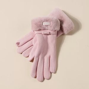 Vente en gros de gants d'hiver pour femmes pour rester au chaud, en peluche et épaissis, pour le cyclisme, résistance au froid, résistance au vent et gants d'extérieur à écran tactile pour le sport