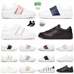 wholesale Chaussures de sport originales de marque de créateur Hommes femmes baskets rivetées de mode classique en cuir noir blanc rose chaussures de sport unisexes