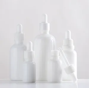En gros de la bouteille en verre blanche en gros tubes d'échantillon de parfum pour l'huile essentielle nouvelle pipette réactive bouteille rechargeable vide 5 ml -100 ml