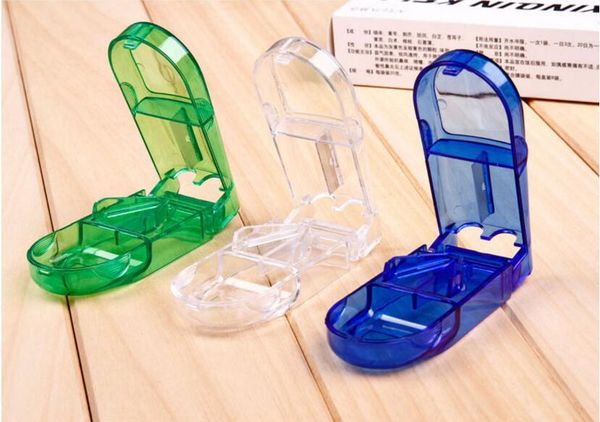 En gros en plastique coupe-pilule séparateur demi-compartiment de rangement boîte médecine support de tablette sûr livraison gratuite 3 couleurs