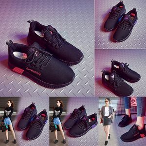 Groothandel platform vrouwen loopschoenen drievoudig zwart rood paars mesh ademende comfortabele sport ontwerper trainers sneakers maat 35-40