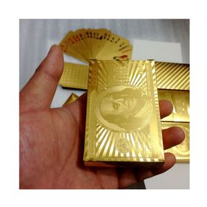 wholesale Tarjeta de póquer Hoja de oro Naipes en dólares Juegos de mesa de póquer en euros chapados en oro a prueba de agua para la colección de regalos Envío gratis