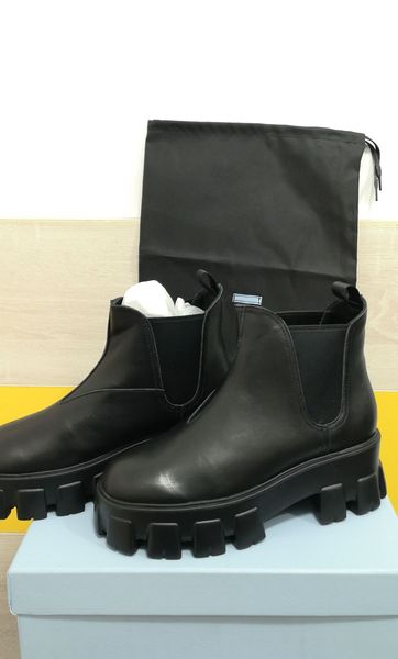 ¡Botas de diseñador de alta calidad a precio al por mayor! Moda charol cuero mate parte inferior gruesa elástico lujo street show mujeres