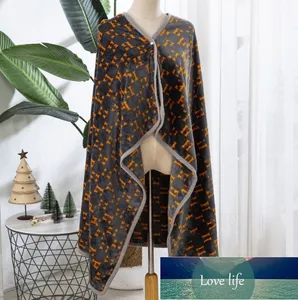 Groothandel Quatily koraalfleece deken drukknoopdekens kantoorsjaaldekens spotlevering deken geruite sjaal verdikte cape