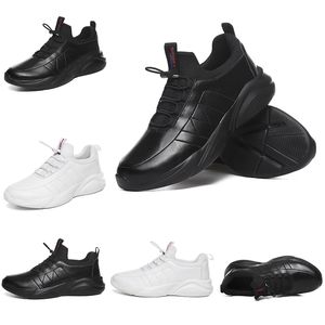 Chaussures de course en gros au détail pour hommes femmes Triple noir blanc plate-forme en cuir baskets de sport baskets pour hommes marque maison fabriquée en Chine