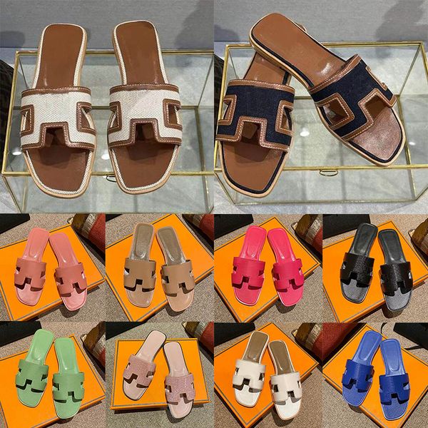 Venta al por mayor Sandalias Famoso Diseñador Mujeres OG Original Classic Beach Sandale Ladies Oran Flat Heel Diapositivas de cuero de lujo Caucho Piel de becerro Negro Blanco Rosa Zapatillas