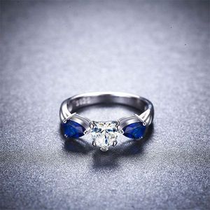 Venta al por mayor-Cristal de zafiro Amor Corazón Circón Anillo de dedo Belleza Mujer Esposa Compromiso Boda Navidad Regalo familiar Madre Tamaño 6 7 8