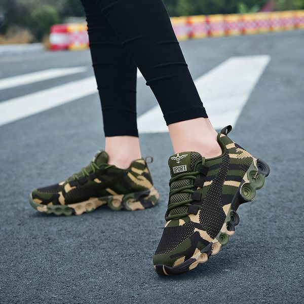 Chaussures en gros Camouflage mode baskets femmes respirant chaussures décontractées hommes armée vert formateurs plus amant chaussure taille 35-45