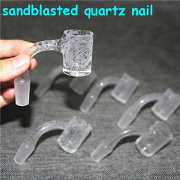 wholesale Fumer Flat Top Quartz Banger avec sablage Full Weld 14mm clous à 90 degrés pour narguilé en verre Bongs Oil Rigs Pipes à eau outils dabber