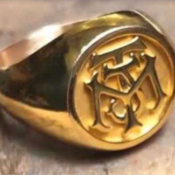 Anillo con insignia familiar personalizado con sello redondo de 15mm con nombre grabado en plata sólida al por mayor para mujeres y hombres