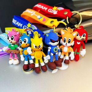 Venta al por mayor Sonic Hedgehog 39 tipos de juguetes Llavero mochila colgante lindo pequeño regalo