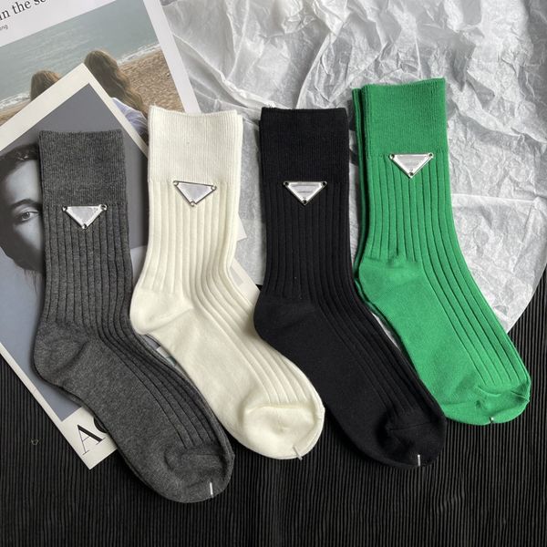 Chaussettes de Sport en gros pour hommes et femmes, chaussettes courtes en pur coton avec lettres coréennes, accessoires d'extérieur