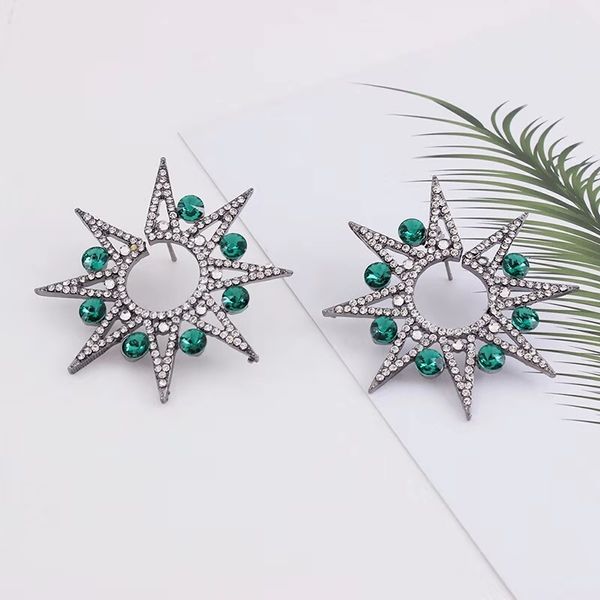 Gros-Star boucles d'oreilles de charme de diamant pour les femmes de luxe designer mode femmes vert gemme clous d'oreille bling glacé bijoux cadeaux pour gf