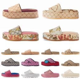 wholesale Pantoufles d'été Célèbre créateur de luxe imprimé gris foncé Slide Flats fond épais salle de bain chaussures de sport rayées pour le confort en cuir sandales de plage en cuir