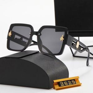 wholesale Gafas de sol Diseñadores de lujo Gafas de sol Para mujeres y hombres Carta PD Gafas Gafas de sol polarizadas UV 400 Protección Marco de doble haz al aire libre