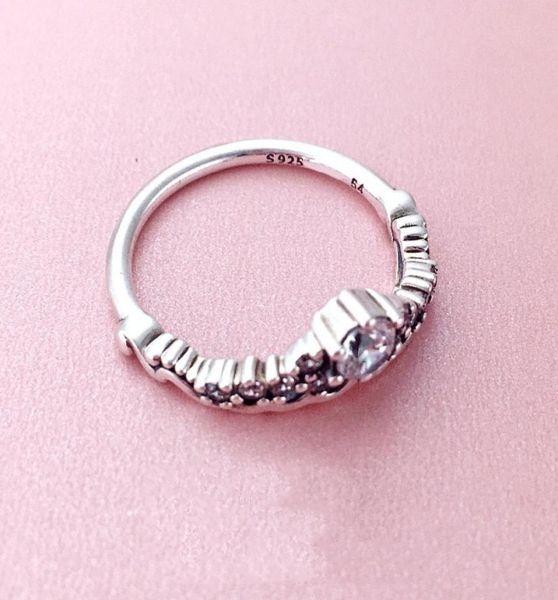 Vente en gros - Bague en diamant CZ Tale pour bijoux en argent sterling 925 avec boîte originale Bague de couronne de princesse Cadeau d'anniversaire 4849530