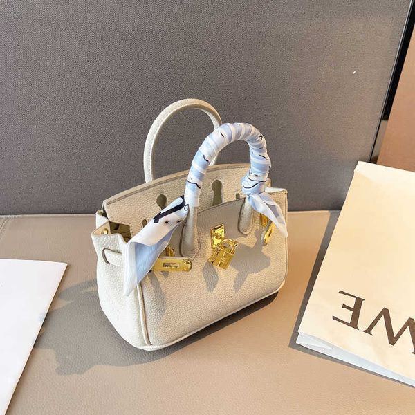 Vente en gros Top Original Bojin sacs fourre-tout boutique en ligne Cette année populaire poudre de fleur de cerisier petit sac haute qualité femmes 2023 nouveau printemps avec un vrai logo