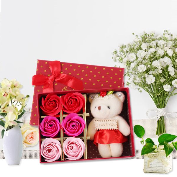 Venta al por mayor, regalos creativos para el Día de San Valentín, caja de regalo con flor de jabón rosa de oso pequeño, accesorios de boda, decoración de flores