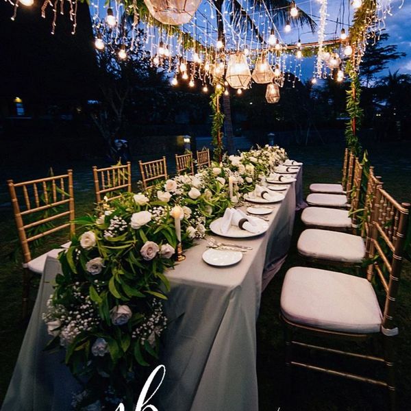 Vente en gros de chaises de mariage Chiavari en résine plastique dorée pour événement commercial d'hôtel de mariage à vendre chaise de mariage en or pour la décoration de fête d'hôtel 353