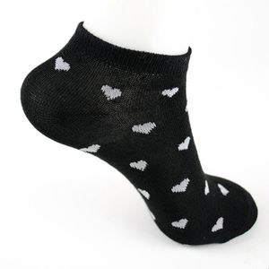 Vente en gros - Chaussettes d'hiver Solide Bateau Amour Coeur Imprimé Mode Femmes Coton Casual Court Meias Feminina Bonneterie